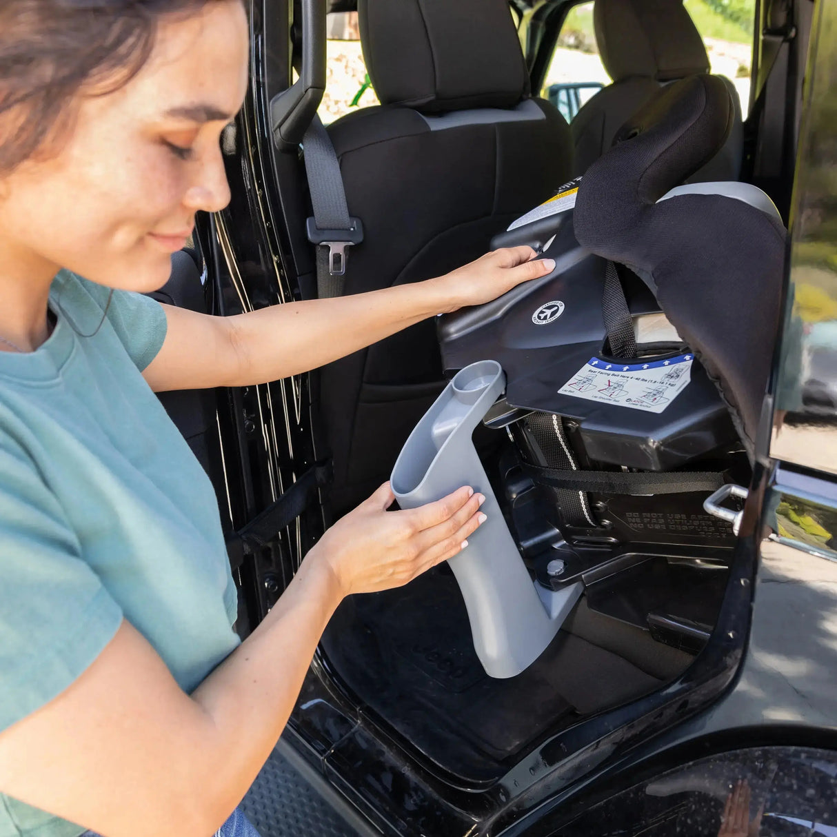 Trooper™ 3-in-1 Convertible Car Seat in Desert Black (International)