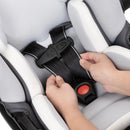 Load image into gallery viewer, No twist harness indicator to help parents buckle their child in the Baby Trend Secure-Lift Infant Car Seat