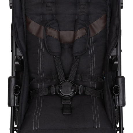 Five point safety harness on the Baby Trend Zenda Compact All-Terrain Stroller