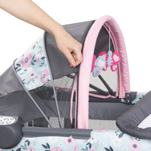 Deluxe II Nursery Center Playard (International)