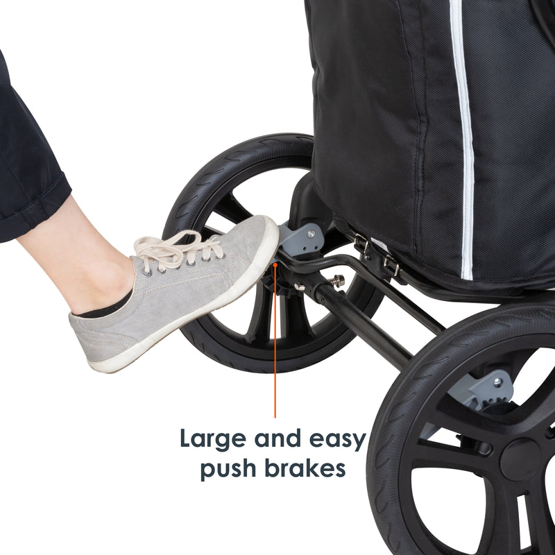 MUV by Baby Trend Expedition 2-in-1 Stroller Wagon PRO has brakes on the rear wheels